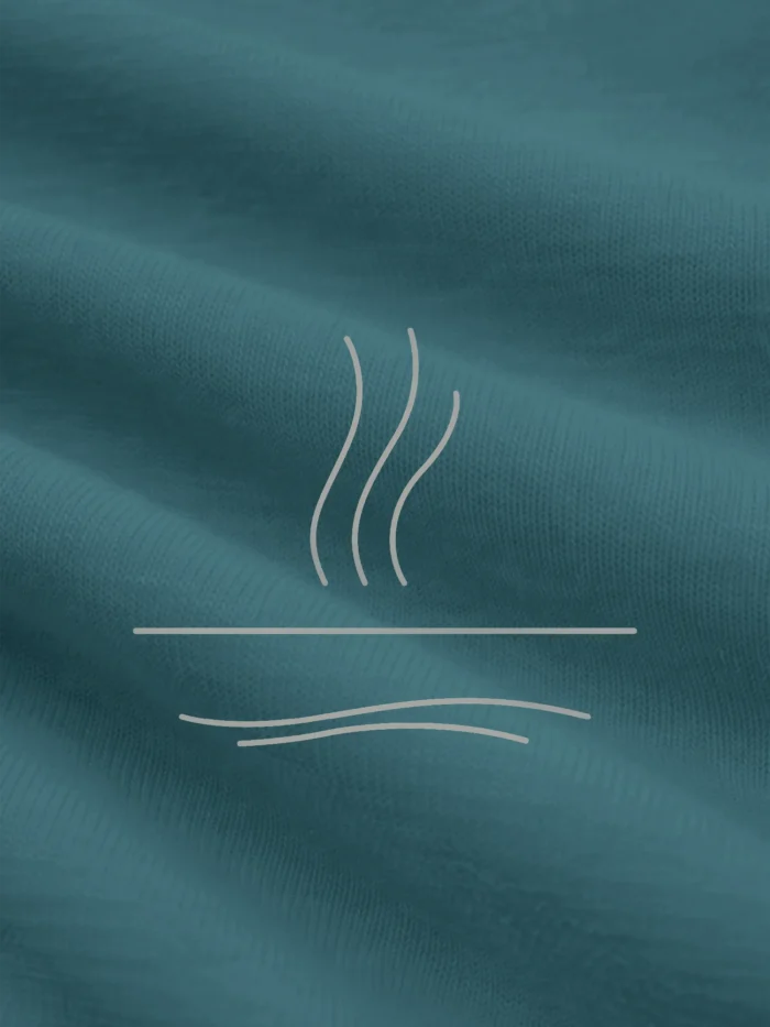 thermal rise organic cotton t shirt chest artwork detail