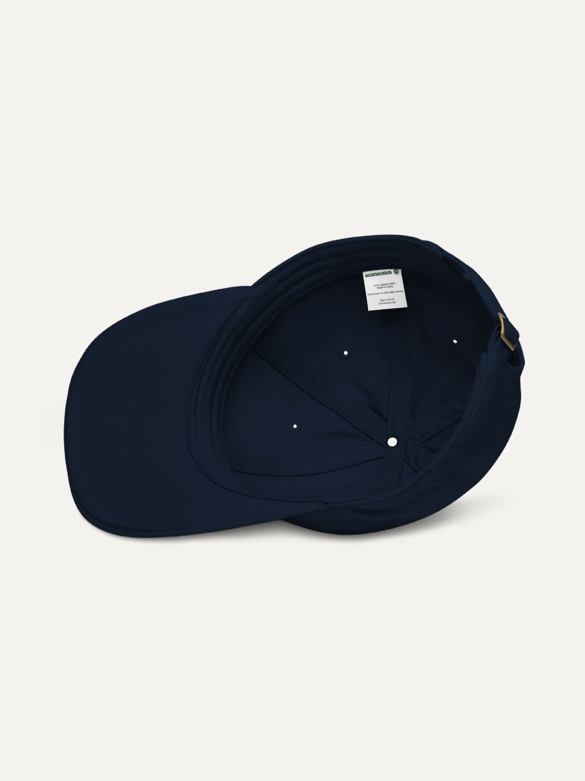 organic-cotton-twill-cap-interior-label-and-six-panel-construction